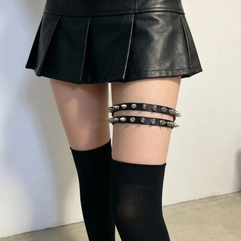 Double Row Cone Spike Leg Gart - Body Jewelry Leg Chain ulasan dan harga